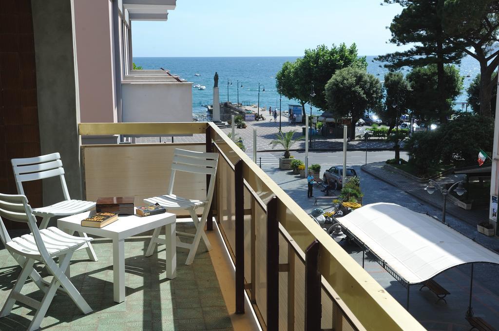 Tizi Apartments Corso Reginna Maiori Zewnętrze zdjęcie